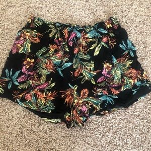flowy black floral shorts